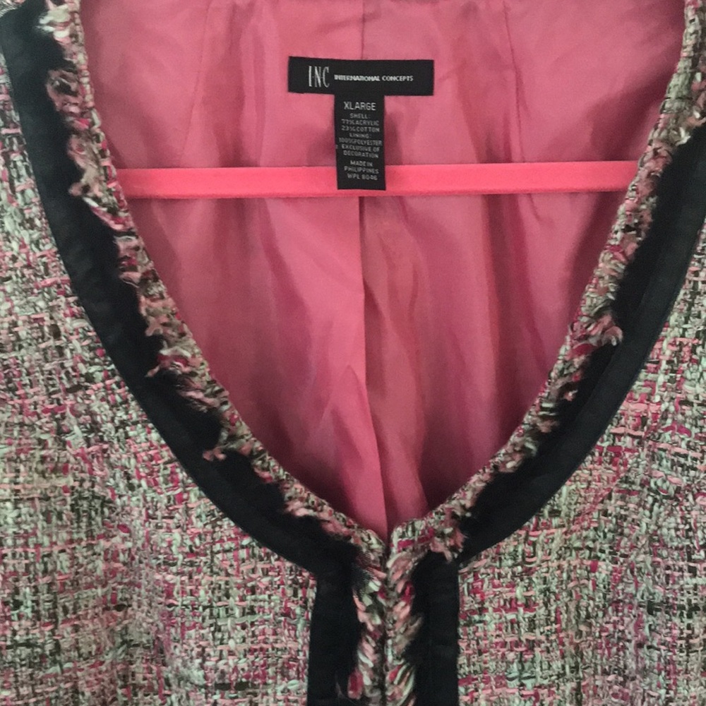 INC Cropped Jacket - Picture 2 of 8